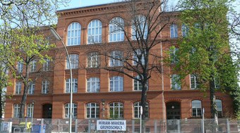 Escola%20prim%C3%A1ria%20%C3%A9%20evacuada%20na%20Alemanha%20ap%C3%B3s%20libera%C3%A7%C3%A3o%20de%20g%C3%A1s