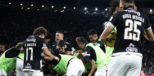 Corinthians e Vasco decidirão a Copa do Brasil