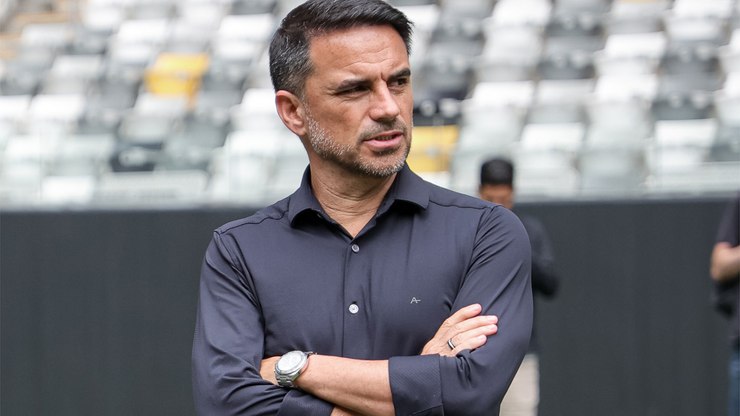 Diretor%20da%20CBF%20revela%20prazo%20para%20anunciar%20novo%20t%C3%A9cnico