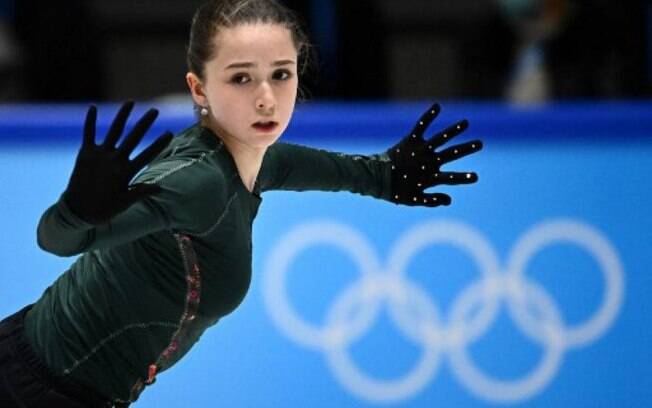 Olimpíadas de Inverno: Kamila Valieva tem suspensão por doping retirada e poderá competir