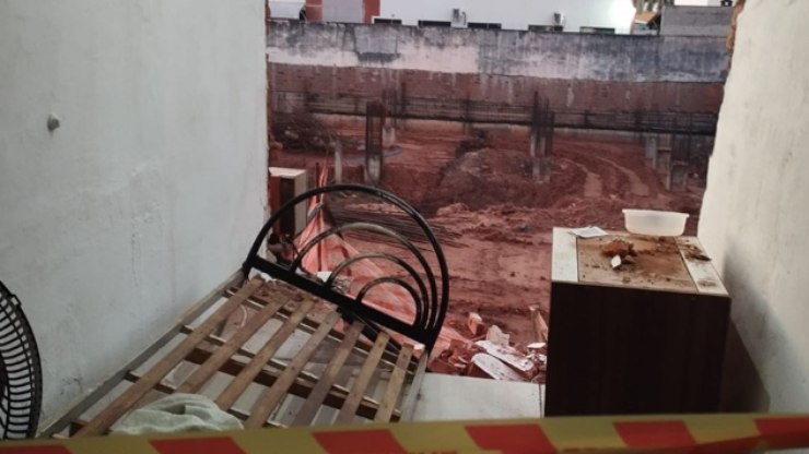 Parede desaba no interior de SP e oito imóveis são interditados