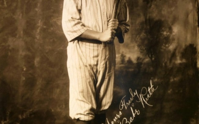 (1920) O jogador de beisebol Babe Ruth