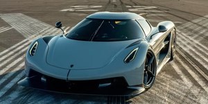 Hipercarro chega a 360 km/h em 800 m durante teste não oficial