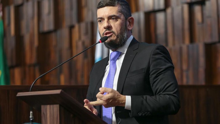 Alerj decide sobre prisão de Rodrigo Bacellar nesta segunda (8)