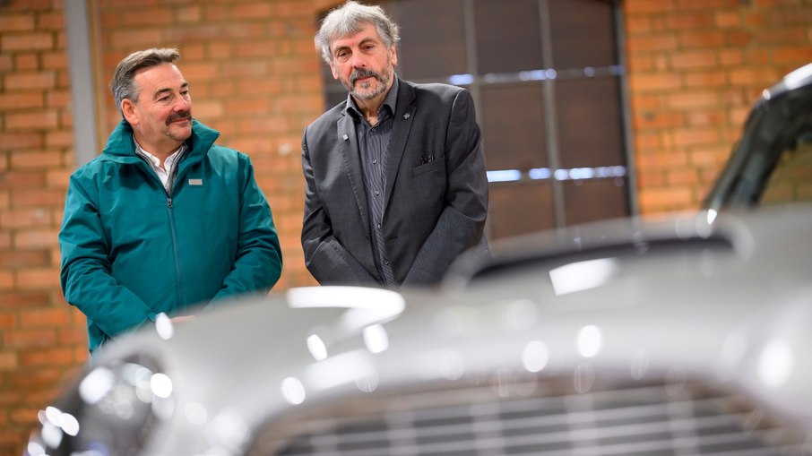 Aston Martin Works conclui a restauração do DB5 dos sonhos de uma família Aston Martin Works conclui a restauração do DB5 dos sonhos de uma família