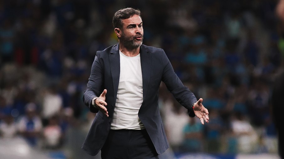 Artur Jorge estreou no comando do Cruzeiro com vitória Artur Jorge estreou no comando do Cruzeiro com vitória
