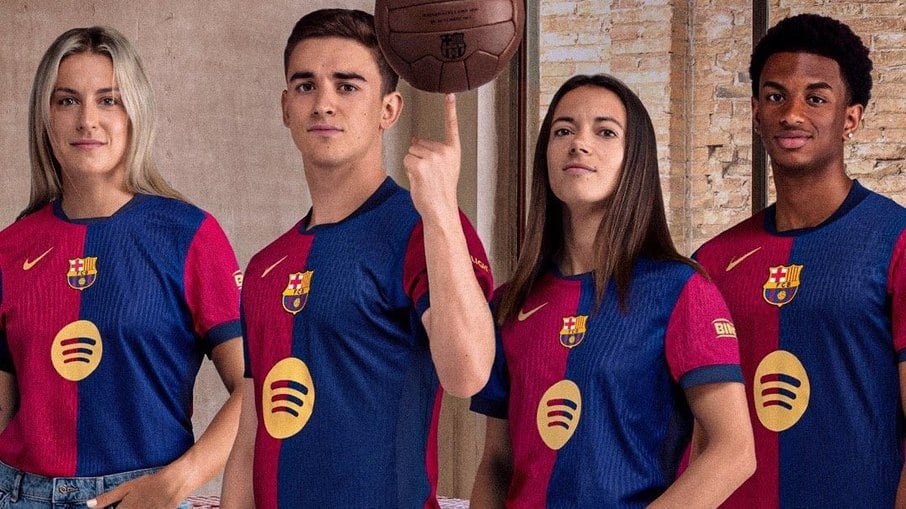Craques do passado e do presente estamparam campanha do novo uniforme do Barça