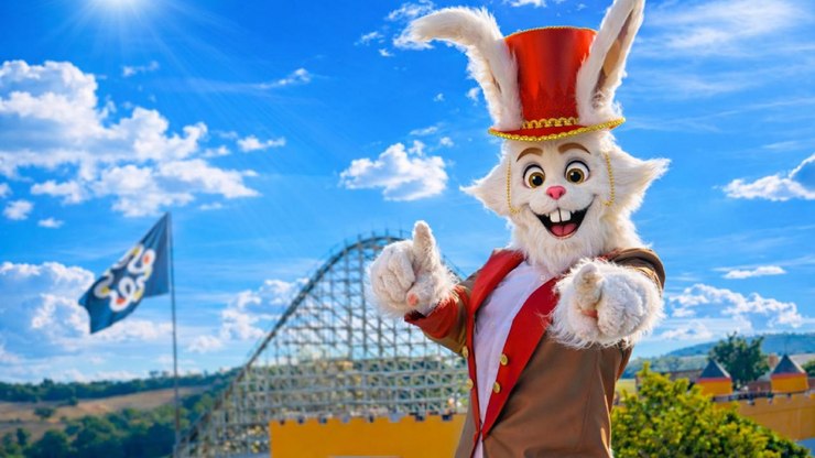 Hopi Hari lança programação de Páscoa com brindes e promoções