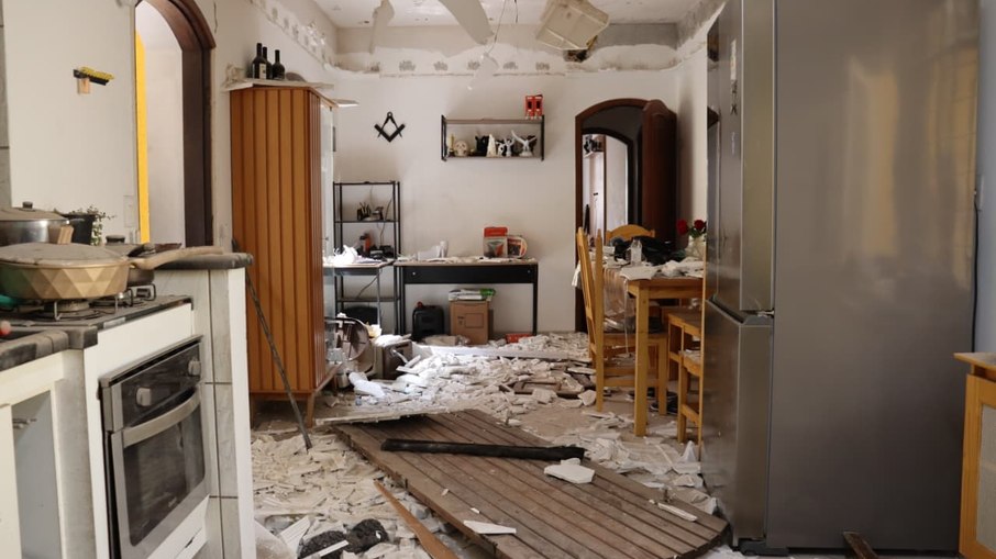 Residência do morador Bruno Medeiros, destruída pela explosão Residência do morador Bruno Medeiros, destruída pela explosão