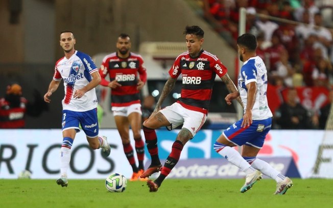 Flamengo enfrenta o Fortaleza para se aproximar do G4