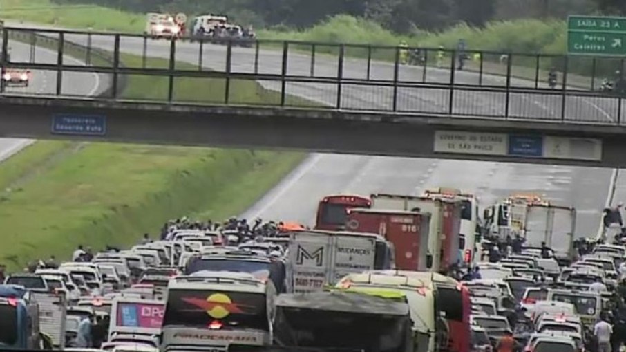 Trânsito foi paralisado Trânsito foi paralisado