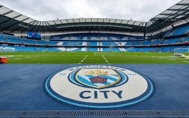 Xeque Mansour bin Zayed Al Nahyan é o proprietário do Manchester City
