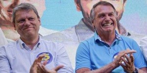 Moraes autoriza visitas de Tarcísio e deputados a Bolsonaro