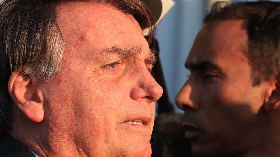 Ex-presidente Jair Bolsonaro é alvo de ação no TSE