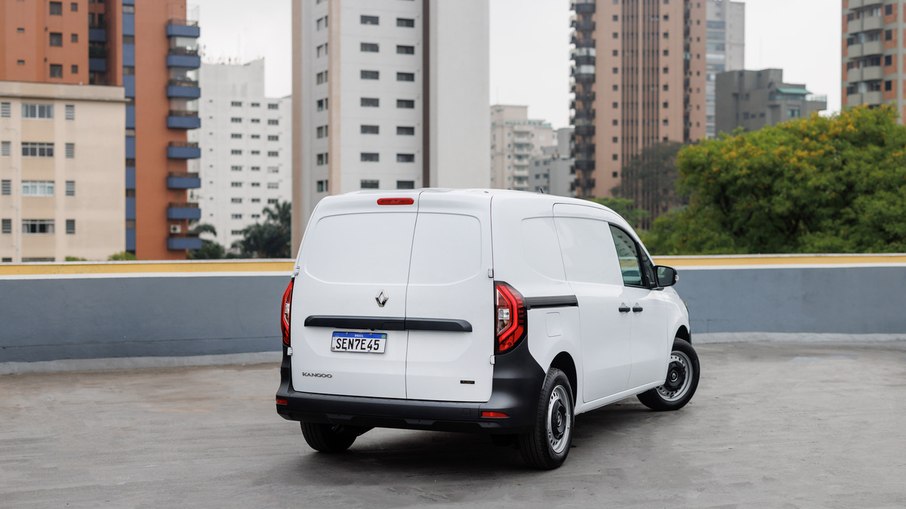 Renault convoca recall do Kangoo E-Tech por risco na fechadura