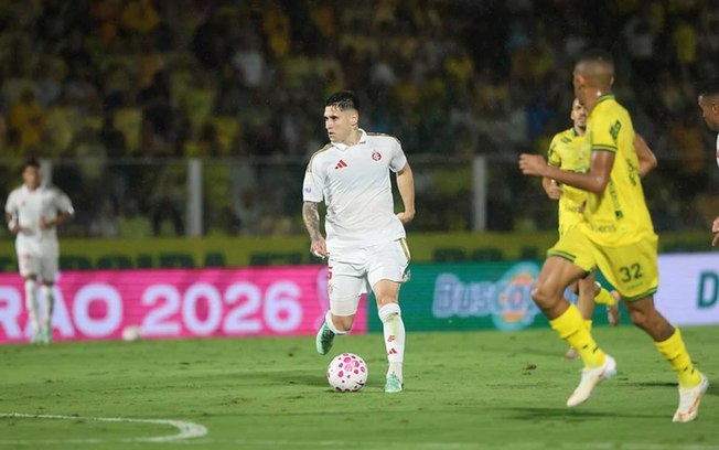 Eduardo Baptista durante a derrota do Inter 