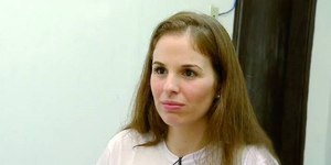 Professora relata jeito "dissimulado" de Suzane antes do crime