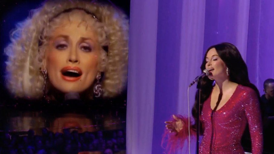 Kacey faz homenagem para Dolly Parton