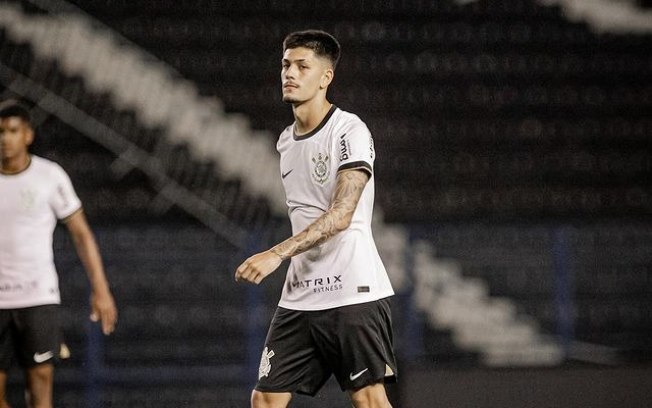 Miguel, lateral do Corinthians, projeta Majestoso pela Copa do Brasil sub-17