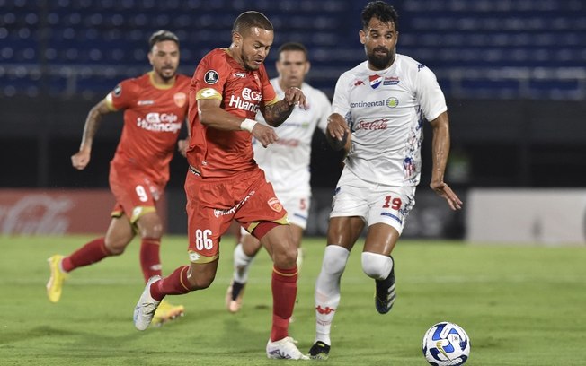 Libertadores: em virada incrível, Nacional elimina o Huancayo