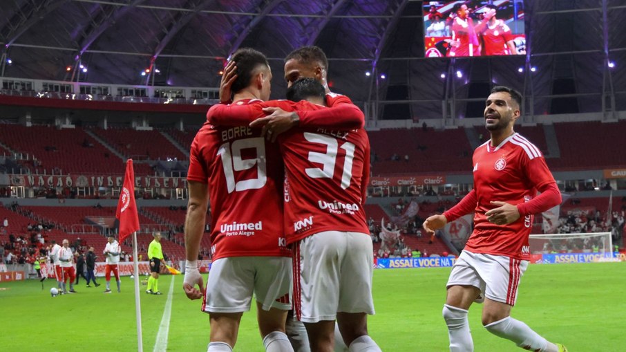 Inter vence o Athletic outra vez e avança às oitavas de final