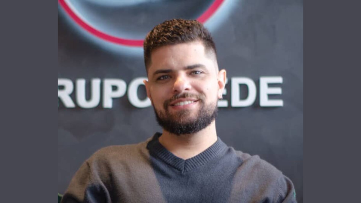 Theo Salles, psicólogo e fundador do Grupo Rede, concedeu entrevista ao Portal iG