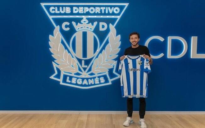 Leganés anuncia a contratação de Caio Lopes, volante ex-Vasco