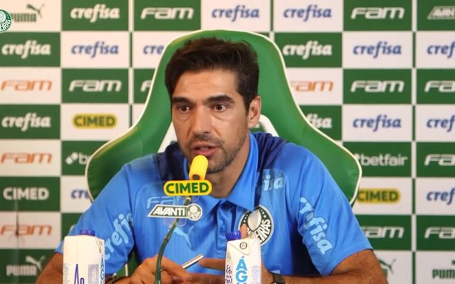 Fernando Diniz: 'A equipe está de parabéns pelo que produziu' Fernando Diniz: 'A equipe está de parabéns pelo que produziu'
