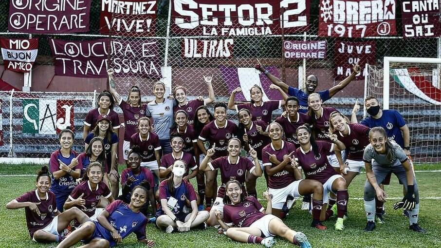 Trágico fim do Juventus da Mooca feminino completa uma semana, Donas da  bola