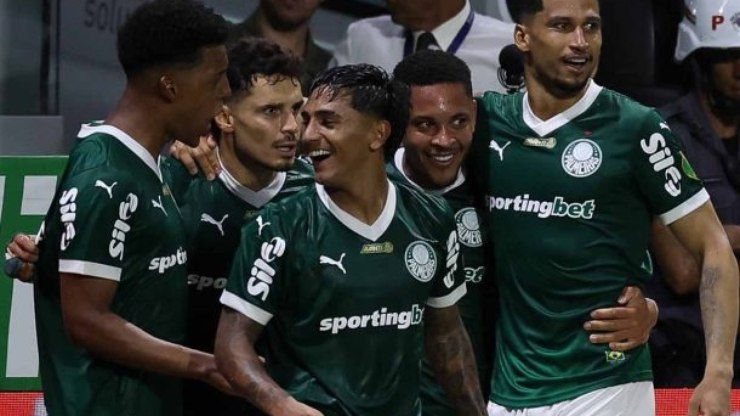 Palmeiras provoca São Paulo após eliminar rival: ‘Não vai participar mais uma vez’