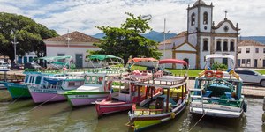 Conheça 10 destinos para viajar no mês da mulher