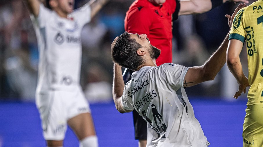 Luan Peres foi o responsável pelo gol da vitória santista