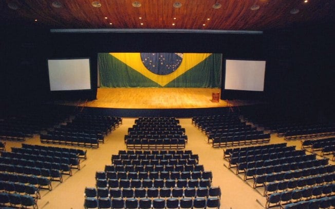 Conheça os 5 maiores teatros do Brasil