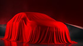 Suzuki traz de volta moto clássica dos anos 90 por R$ 12 mil