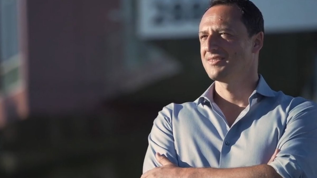 Alysson Muotri realiza estudos em 'minicérebros' para investigar Alzheimer e Autismo Alysson Muotri realiza estudos em 'minicérebros' para investigar Alzheimer e Autismo