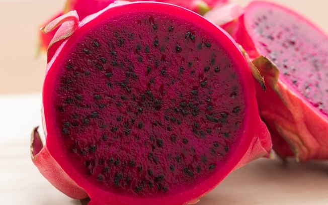 Conheça os benefícios da pitaya vermelha que vão melhorar sua saúde