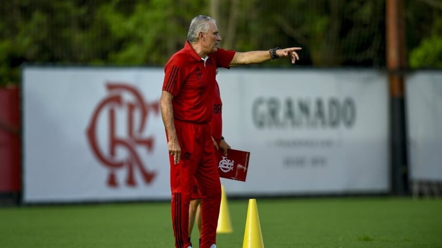 Ex-presidente do Corinthians critica técnico do Flamengo