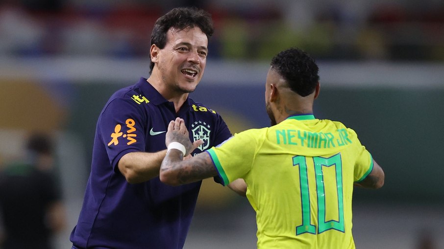 Diniz estreou no comando da seleção brasileira na goleada sobre a Bolívia Diniz estreou no comando da seleção brasileira na goleada sobre a Bolívia