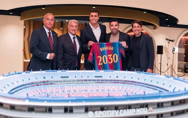 Rodri chega ao Barcelona para um contrato de quatro temporadas