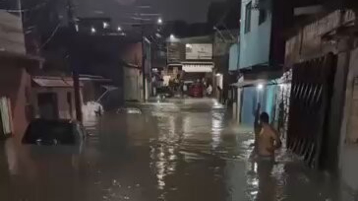 Temporal e alagamentos