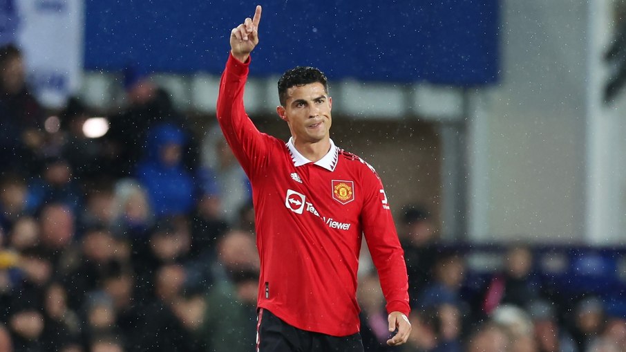 Saída de Cristiano Ronaldo pode gerar problema ao United