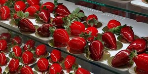 Erro na panela pode estragar o morango do amor; veja qual usar