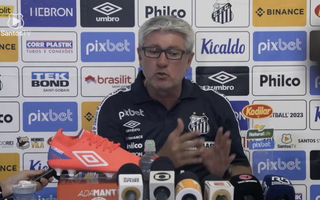 Hellmann pede paciência com 'reconstrução' do Santos: 'Eu não sou mágico'