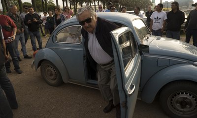 Pepe Mujica era fã do Volkswagen Fusca; relembre carro icônico