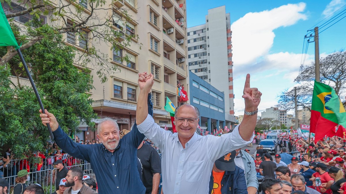 Lula e Alckmin durante a campanha eleitoral