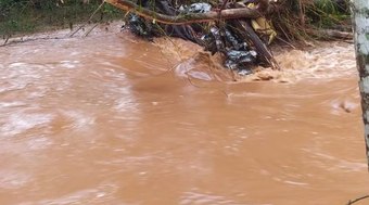Chuvas no Paraná: homem morre ao ser arrastado por correnteza