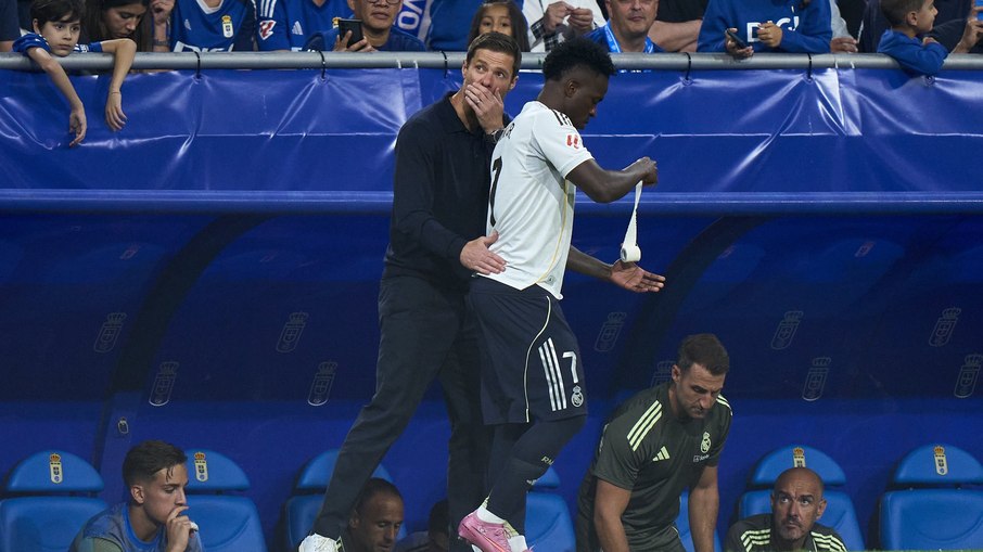 Situação entre Xabi e Vini ficou estremecida nos últimos dias Situação entre Xabi e Vini ficou estremecida nos últimos dias