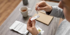 Variante Stratus da Covid-19 já é dominante nos EUA; conheça