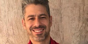 Auditor da CGU é flagrado agredindo mulher e criança com socos