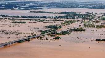Além do RS, enchentes atingem o Uruguai; mais de 700 foram deslocados